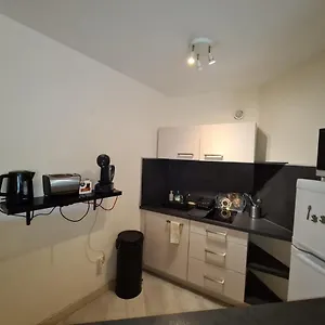 Appartamento Beau à 50m De La 