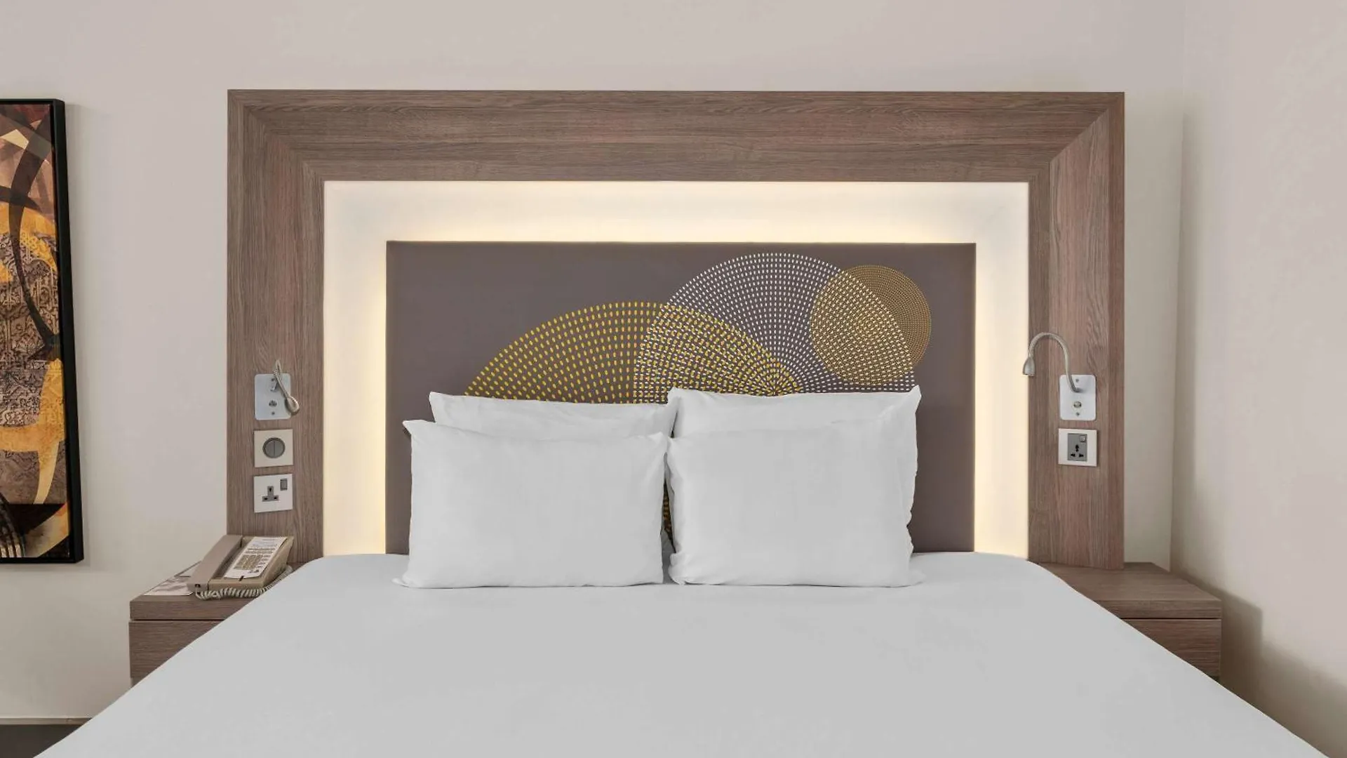 **** Отель Novotel World Trade Centre Дубай ОАЭ